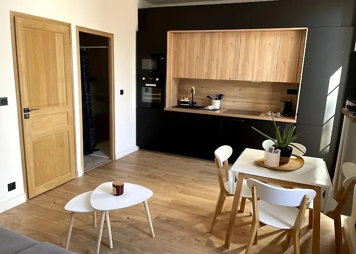 Chez Marlene Appartement Vieil Antibes, Clim, Balcon