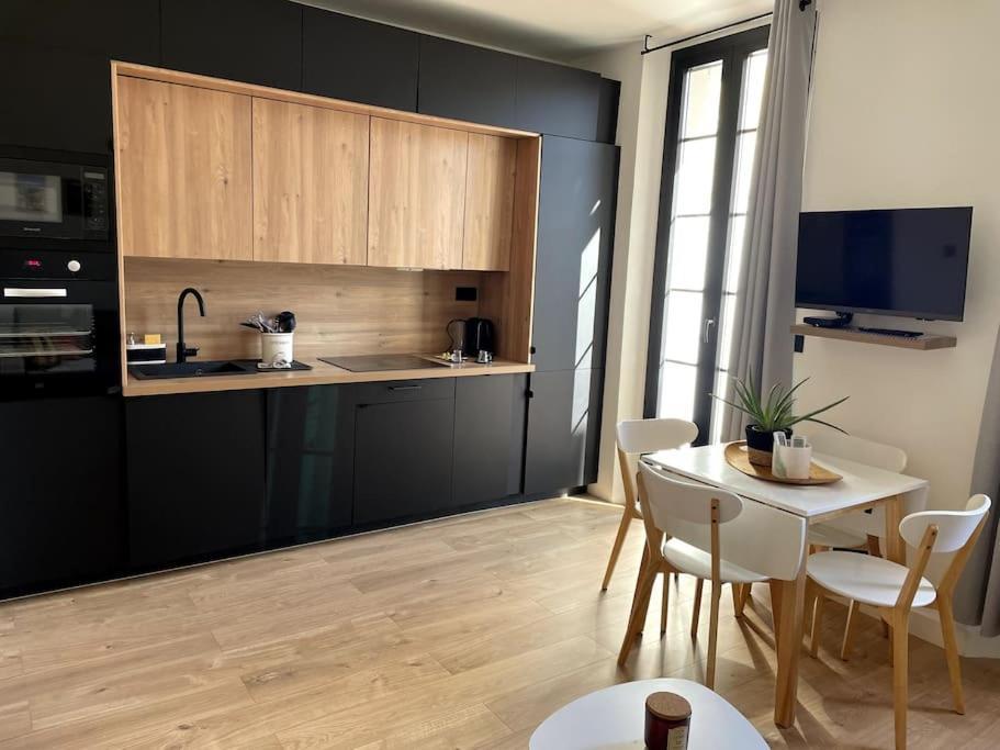 Chez Marlene Vieil Antibes, Clim, Balcon Apartment Antibes