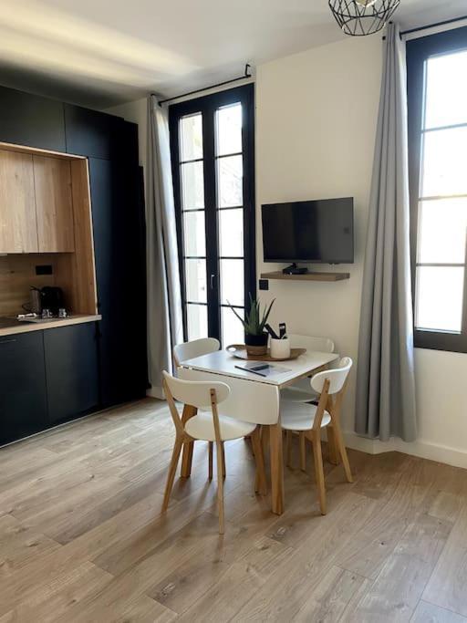 Chez Marlene Vieil Antibes, Clim, Balcon